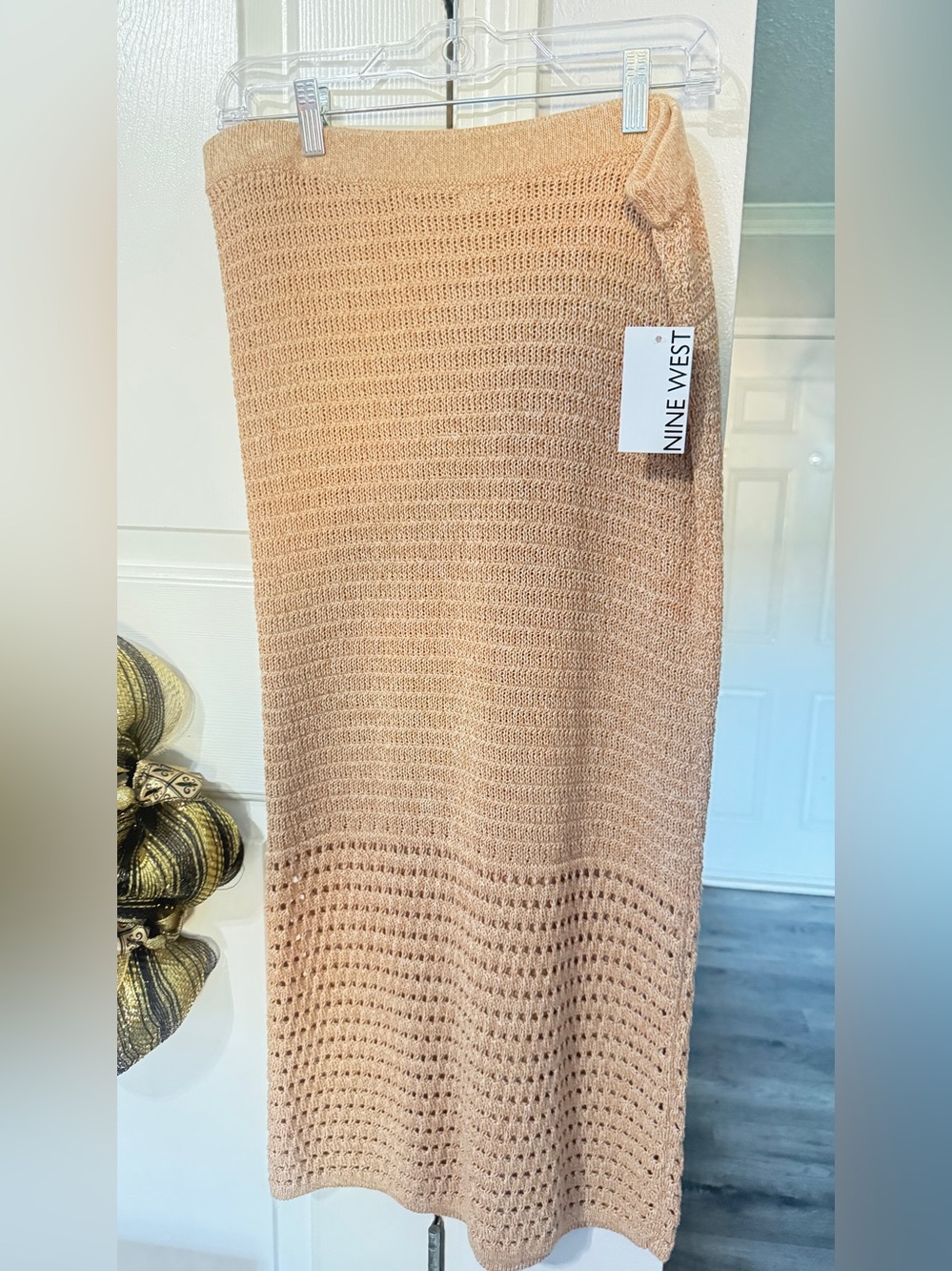Nine West beige Knit Midi Skirt. Large. New with tags